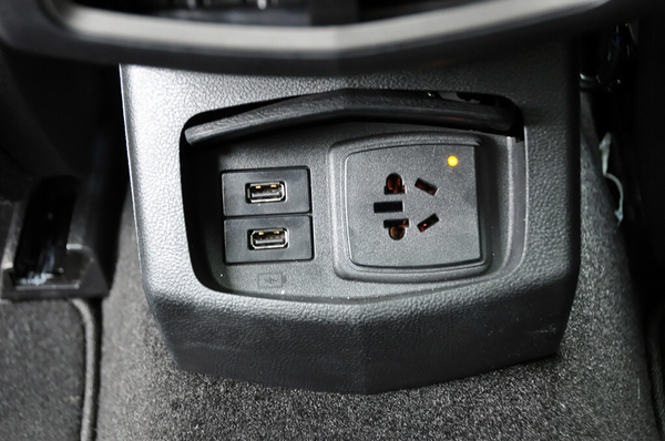 试驾林肯mkz视频,林肯mkz对比bba