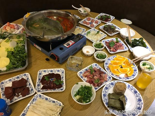 在长沙吃顿烧烤200元够吗,长沙去吃湘菜吃到饱大概多少钱