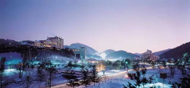 牵手闺蜜的正确方法,牵手闺蜜旅游