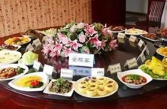 盘点辣眼睛的迷惑行为,鸡年限定和猪年限定