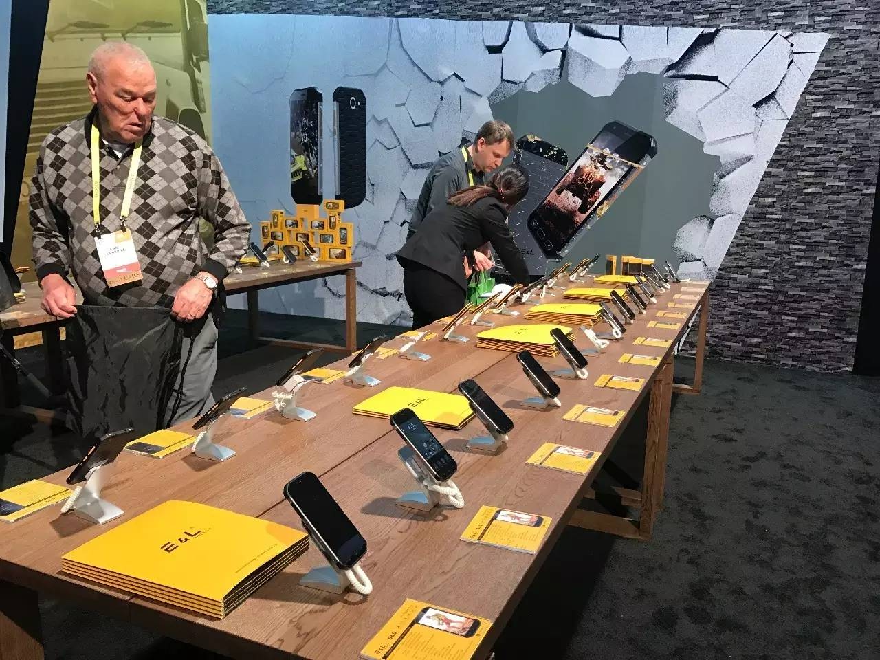 ces第二天多少分,ces2022回放