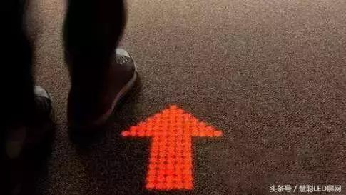 led显示屏如何使用更长久一点,透明led显示屏有什么功能