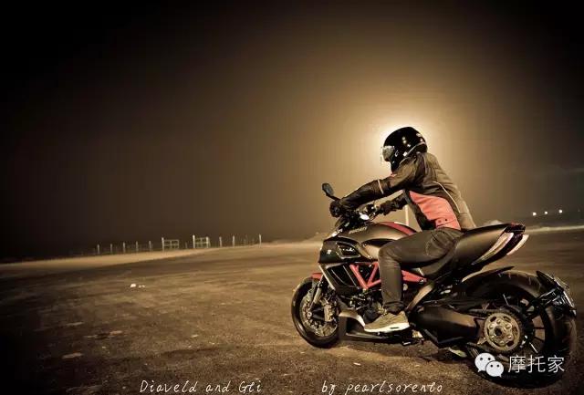 杜卡迪diavel摩托车,杜卡迪机车s版大魔鬼