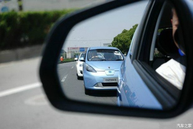 荣威e550纯电续航,荣威e50优缺点