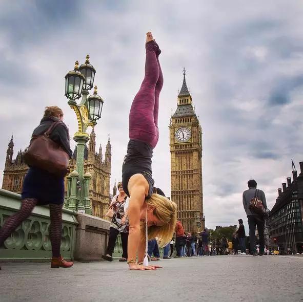网红瑜伽教程,最新瑜伽教程视频网红