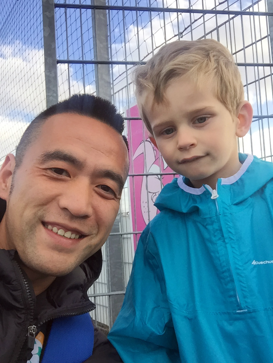 足球训练对小孩的成长有什么帮助,黎教练足球