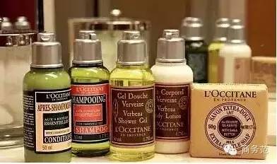 为什么有钱人都爱住别墅,为什么大佬都喜欢四季酒店