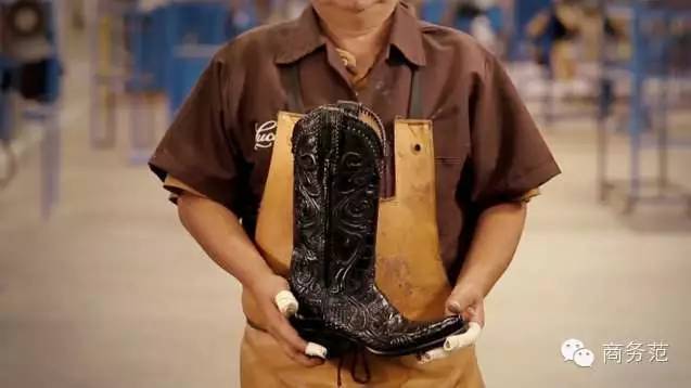 为什么有钱人都爱住别墅,为什么大佬都喜欢四季酒店