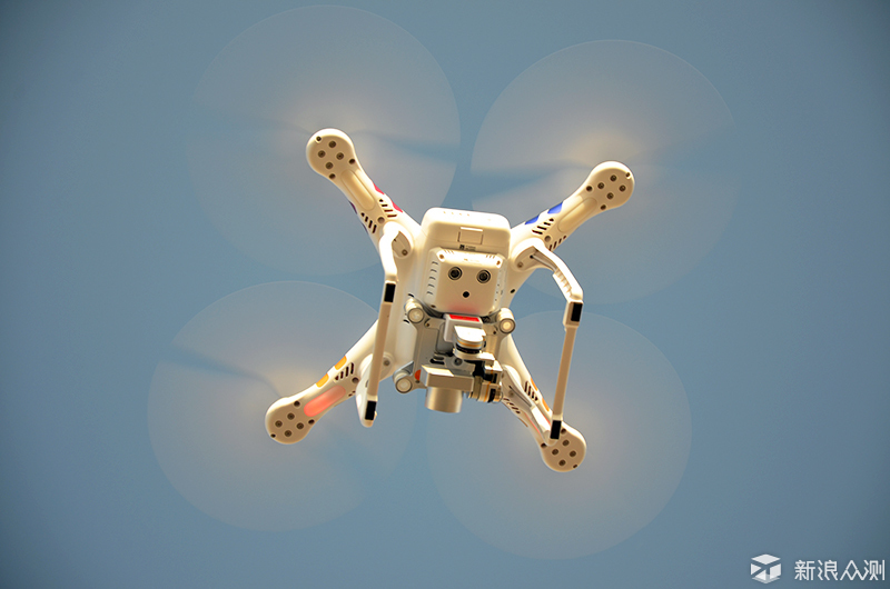 无人机也能拍电影大片儿，大疆精灵34K体验评测