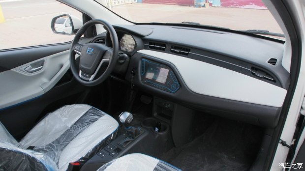 荣威e550纯电续航,荣威e50优缺点