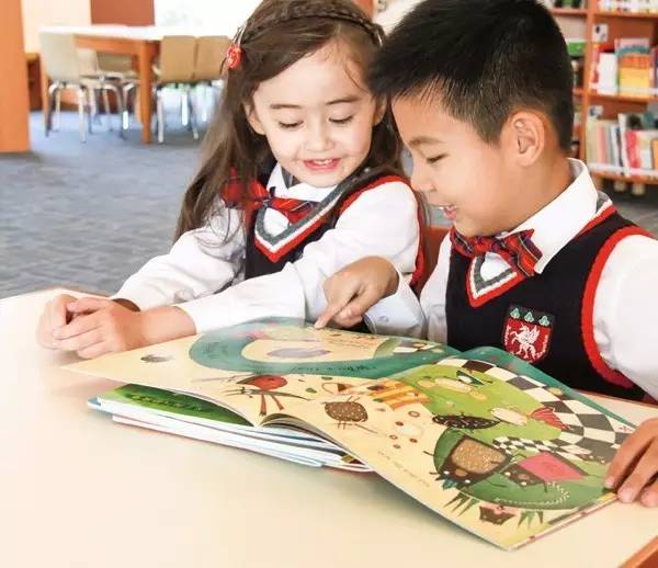 上海的国际学校一览表,上海国际学校教材大揭秘