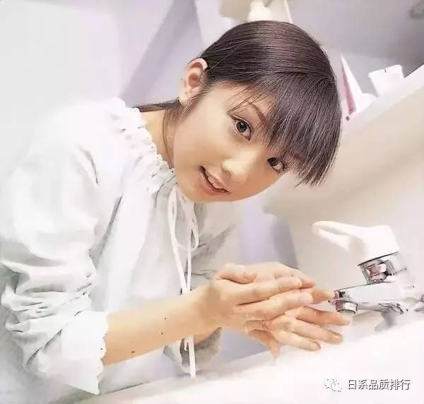 日本妹子皮肤为什么这么白,日本女孩为啥皮肤这么好