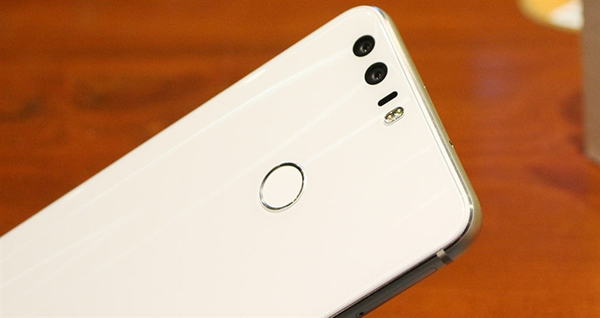 荣耀8和荣耀8青春版有什么区别,荣耀8详细测评