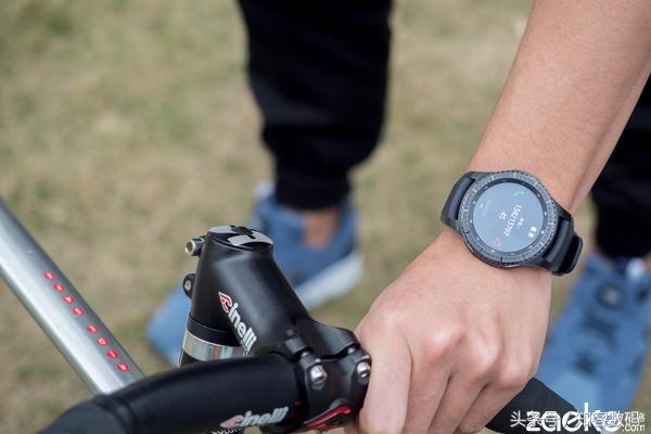 top gear第22季完美巨蛙 (三星智能手表gears3现在还可以吗)