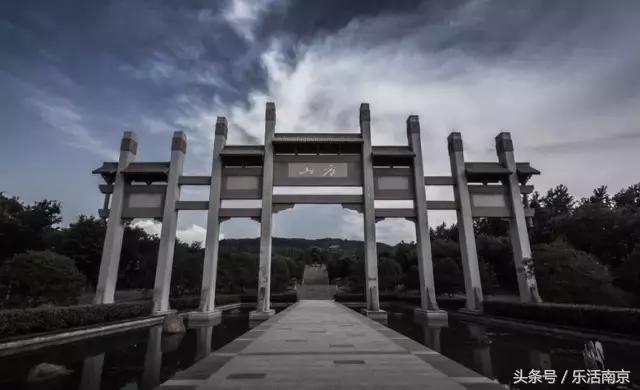 南京房价跌得最多的是哪个小区,南京目前最新房价的平均价