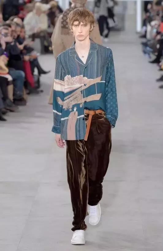 lv x supreme联名红色卫衣 (lv和supreme联名牛仔外套)