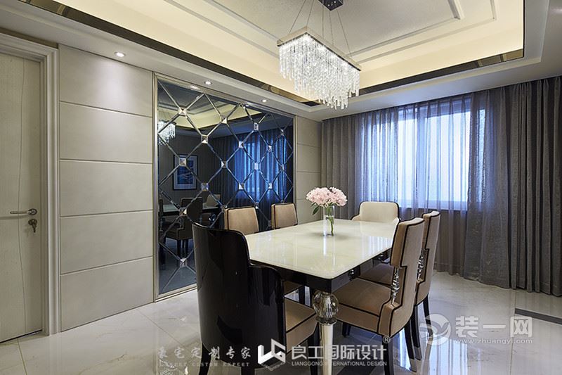 乍一看黑乎乎一片类似何以笙的家杭州江南文苑大户型装修