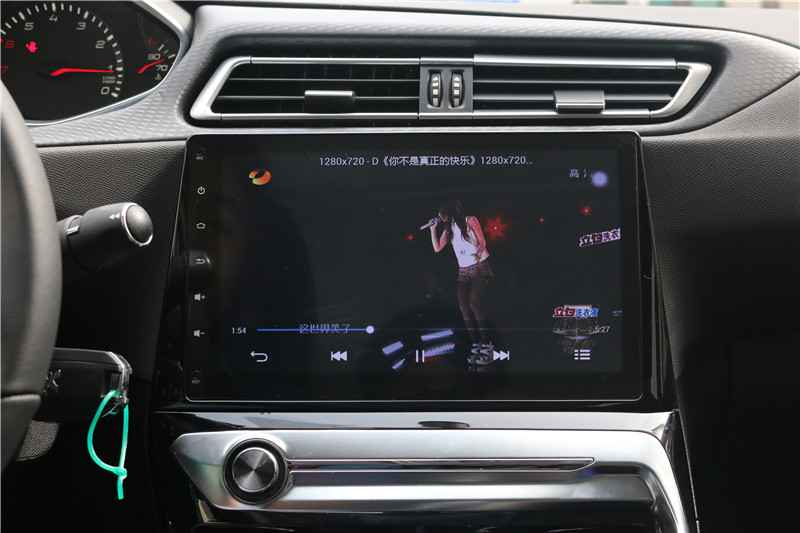 标致308改畅影10.2寸横屏机，2017就这么任性