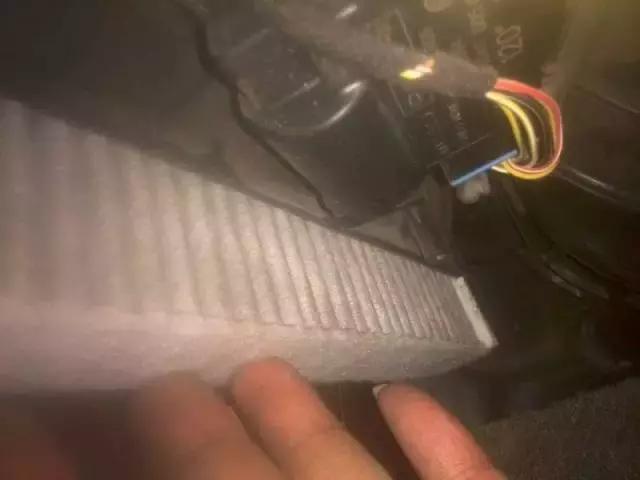 长安unit空调滤芯在哪个位置 (林肯mkc空调滤芯装在什么位置)