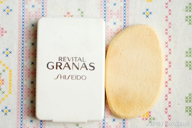 不同的粉扑打出来底妆差距大吗,粉扑和海绵哪个上粉底好