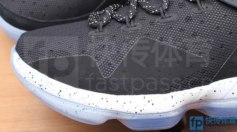 以柔克刚—LEBRONXIV詹姆斯14*开代**箱