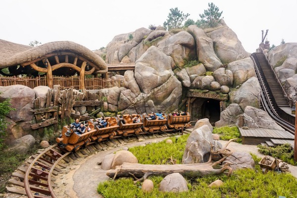 上海迪士尼免费门票领取攻略,上海迪士尼门票优惠攻略图