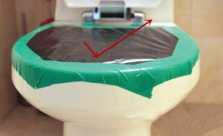 马桶堵住冲不下去怎么办,马桶堵住了的最快解决办法