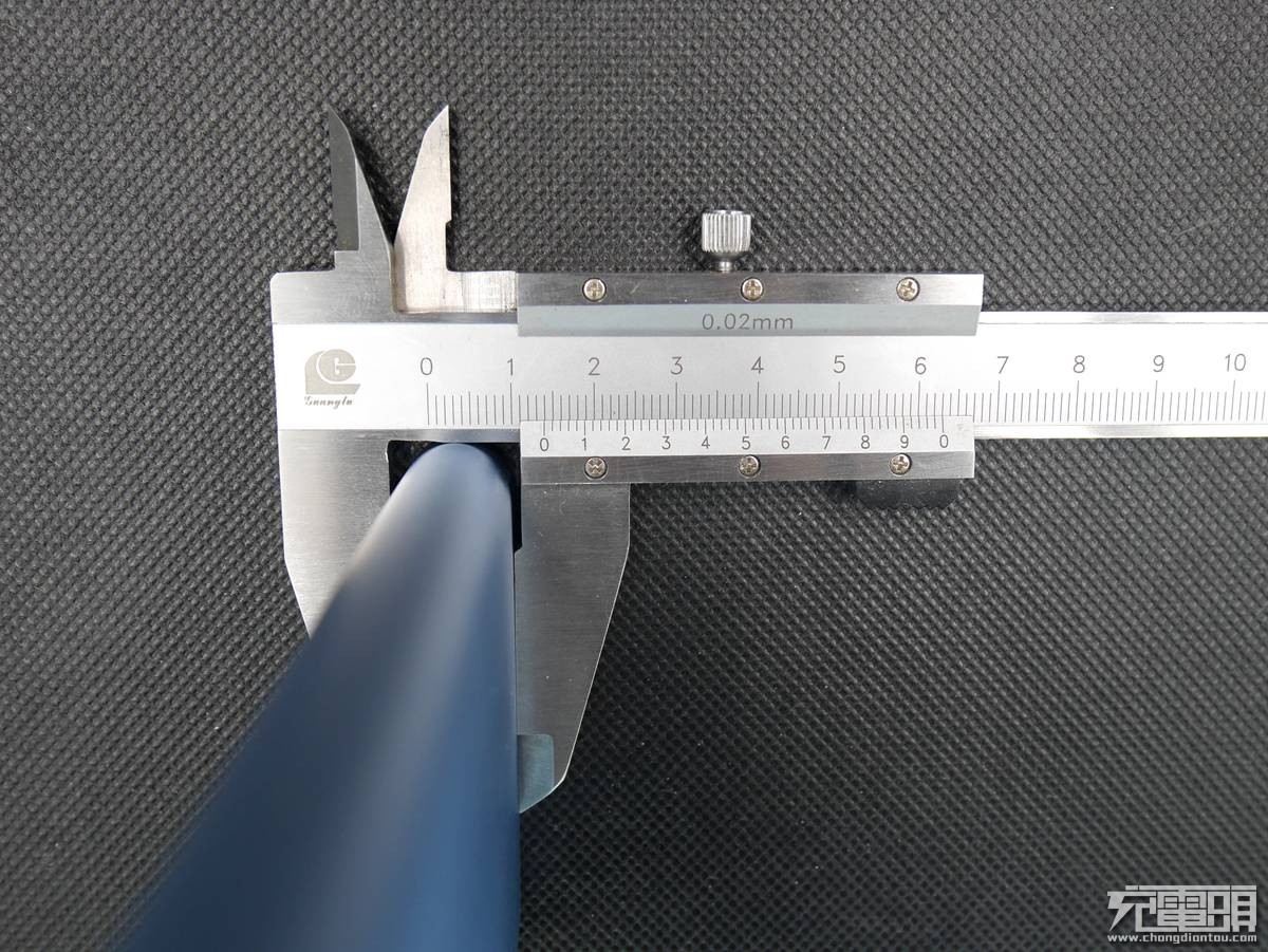 羽博1000w移动电源,羽博20000毫安充电宝自带线评测