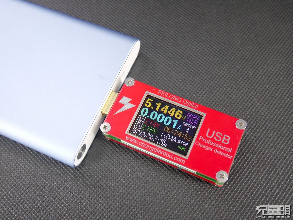 羽博1000w移动电源,羽博20000毫安充电宝自带线评测