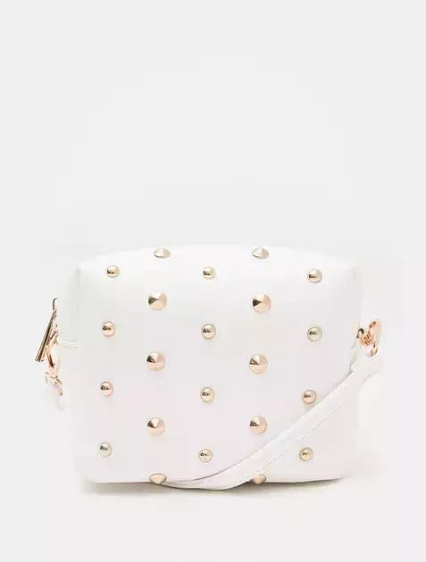 鬼怪剧终，那些美貌的包包却让女王完全停不下来种草