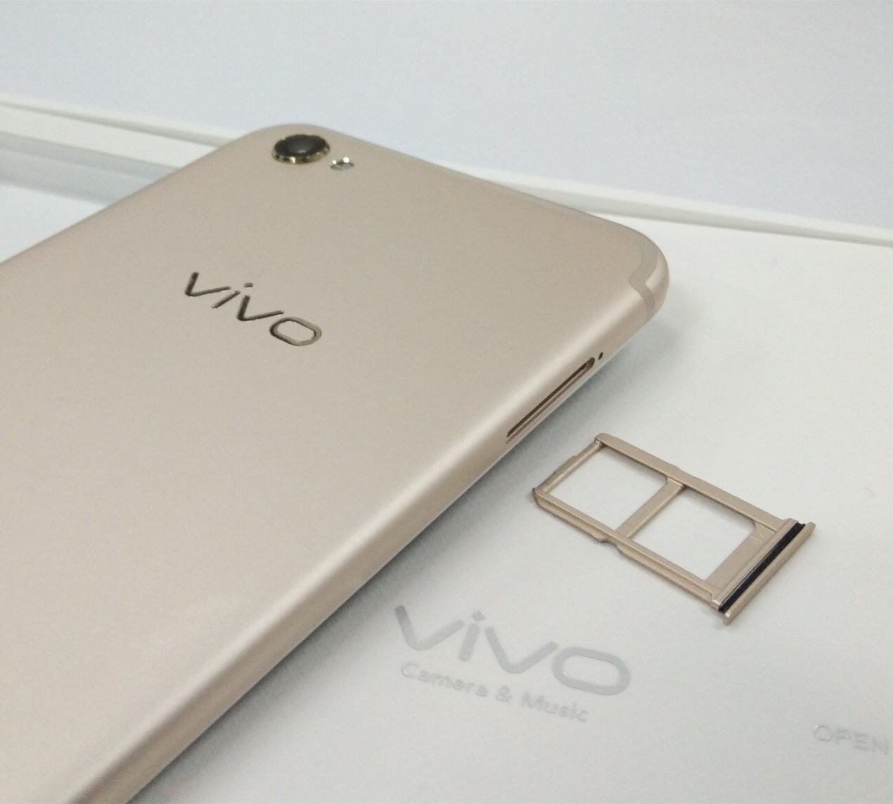 前置柔光双摄2000万像素，vivoX9最全测评