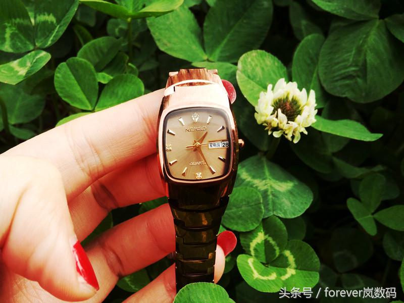 钨金双日历女表,钨钢防水简约女表