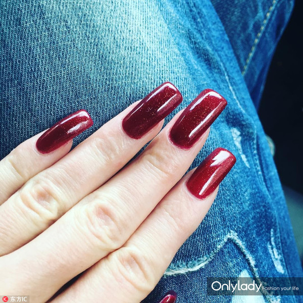 美甲款式推荐2024夏款手绘美甲,美甲款式手绘爆款美甲图显白