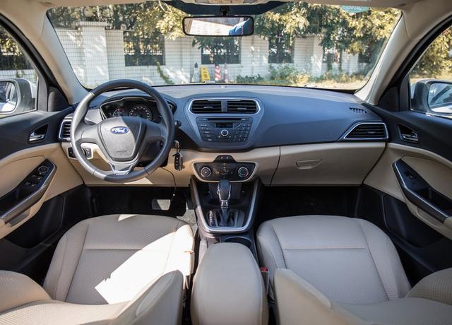 2021福睿斯1.5l自动钻石版测评,油耗福睿斯