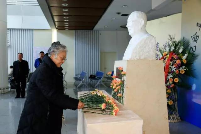 吴阶平泌尿外科武汉中心,吴阶平泌尿外科中心怎么样