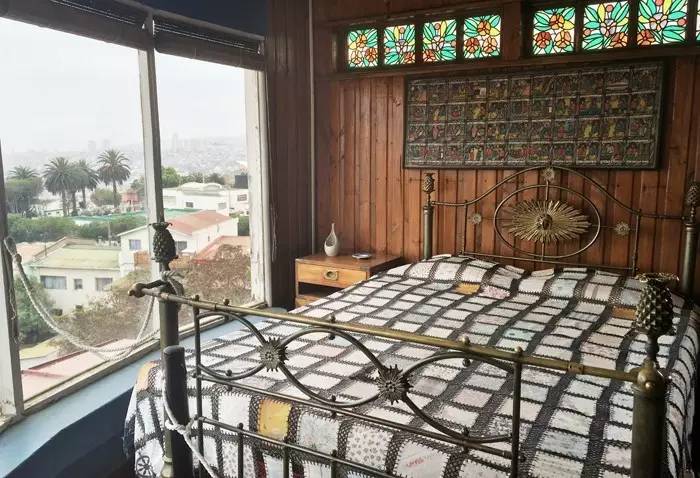 聂鲁达说，没有玩具我就没法活！那么，来看看大诗人怎么活的吧