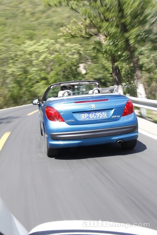 试驾标致207cc1.6t手动六速,追风逐日完整视频