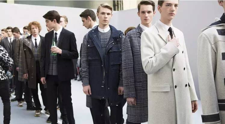 burberry包包和lv包对比,burberrylondon经典格子包