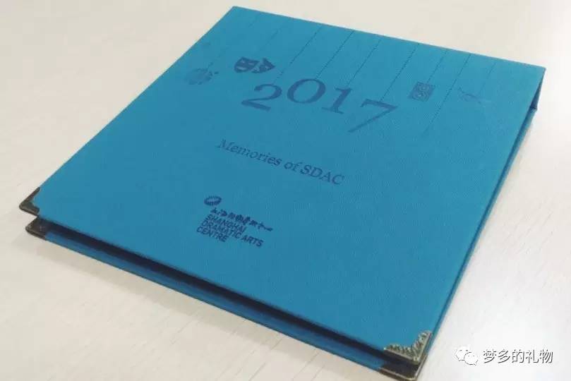 晒任何东西却无所谓,晒礼物别人不相信