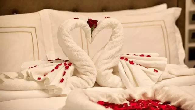 迪拜七星级酒店排行榜,迪拜瑞吉酒店深度分析