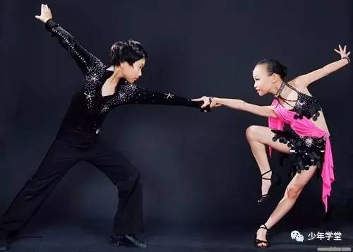 一年4万补课费,孩子课外培训费用