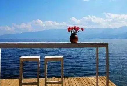 「旅游报」陆客大减台湾旅游业惨淡：酒店倒闭旅行社关门