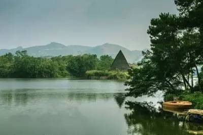 南宁旅游景点吃喝玩乐,南宁旅游游山玩水景点推荐