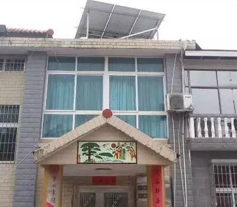 农村农田里安装光伏电站,光伏养老电站