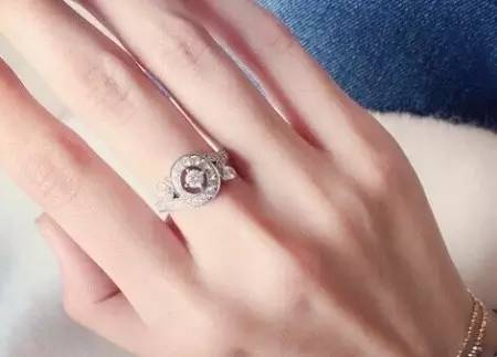 壕无人性还是毫无人性,壕无人性和毫无人性