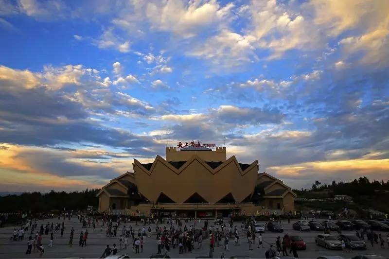 元宵节重庆去哪里玩最合适 (元宵节去哪里玩最合适重庆)