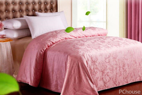 什么样的蚕丝被才是正宗的,手工蚕丝被和品牌蚕丝被哪个好