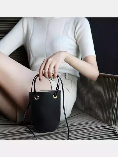 鬼怪剧终，那些美貌的包包却让女王完全停不下来种草