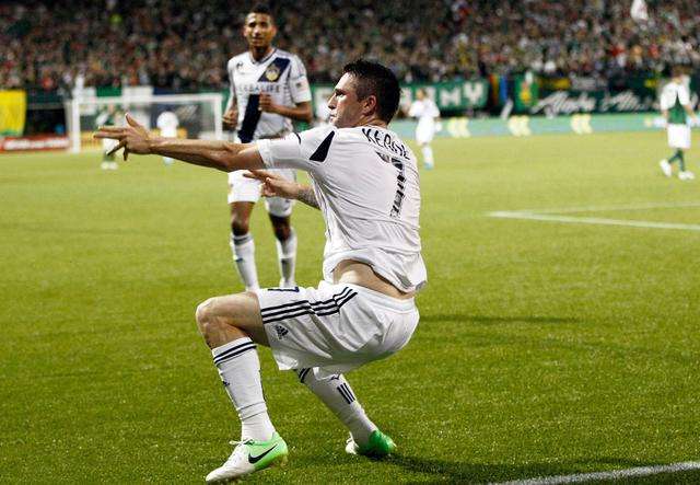 周立波持枪涉毒是怎么回事,周立波持枪涉毒案是真的吗