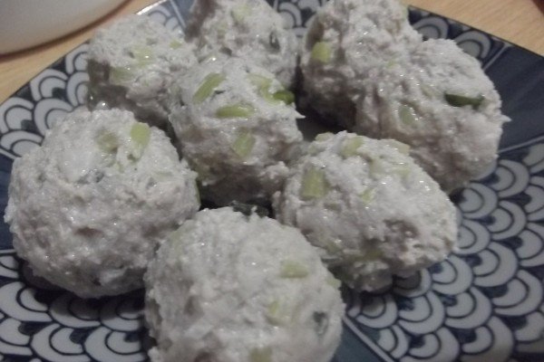 肉丸怎么做有弹性又爆汁,肉丸怎么做的又劲道又好吃